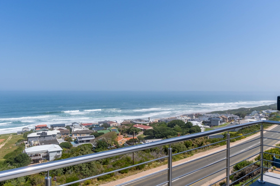 3 Bedroom Property for Sale in Pienaarstrand Western Cape